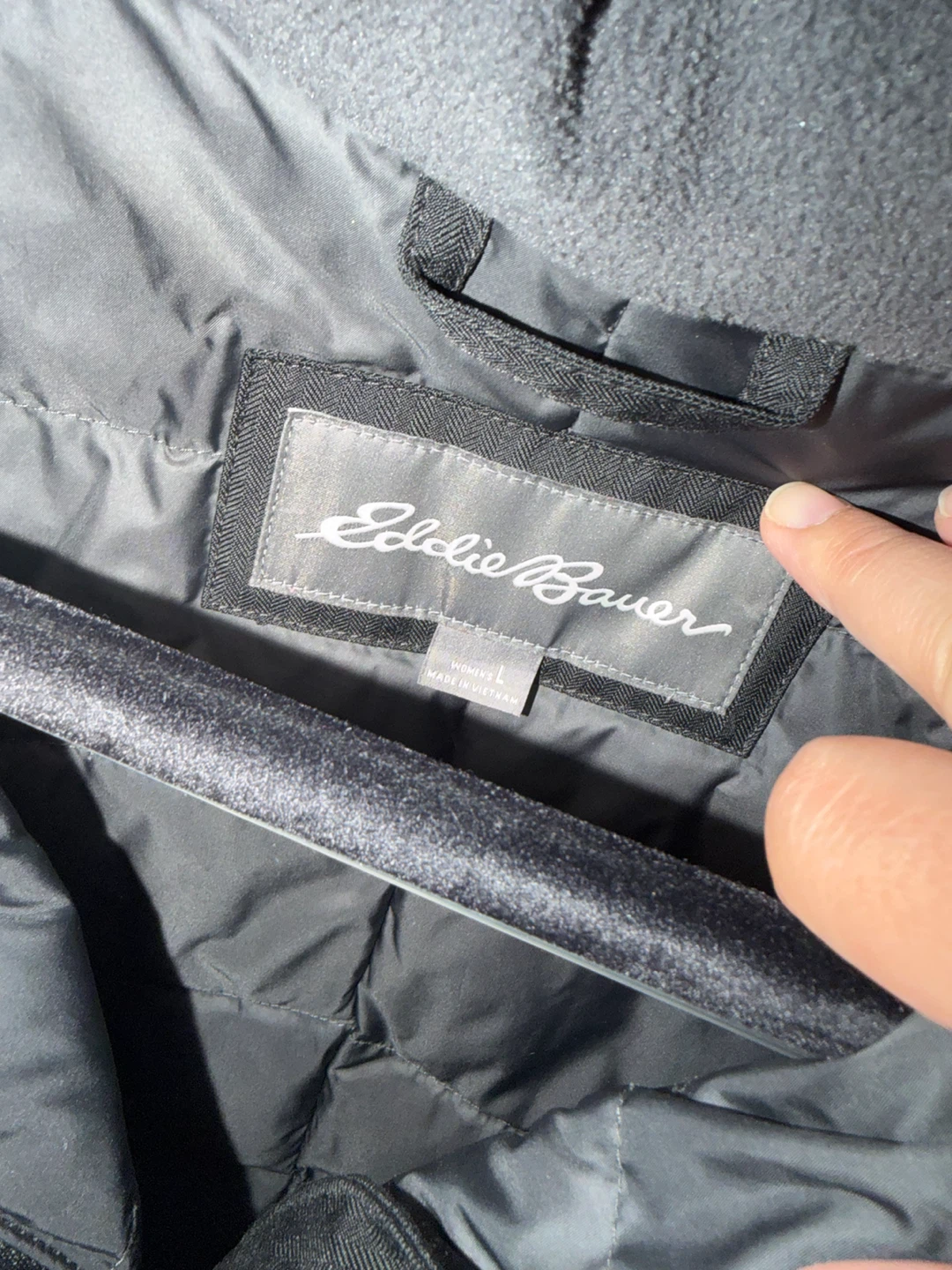 Eddie Bauer Black Winter Coat – Rated -20°C - photo 4