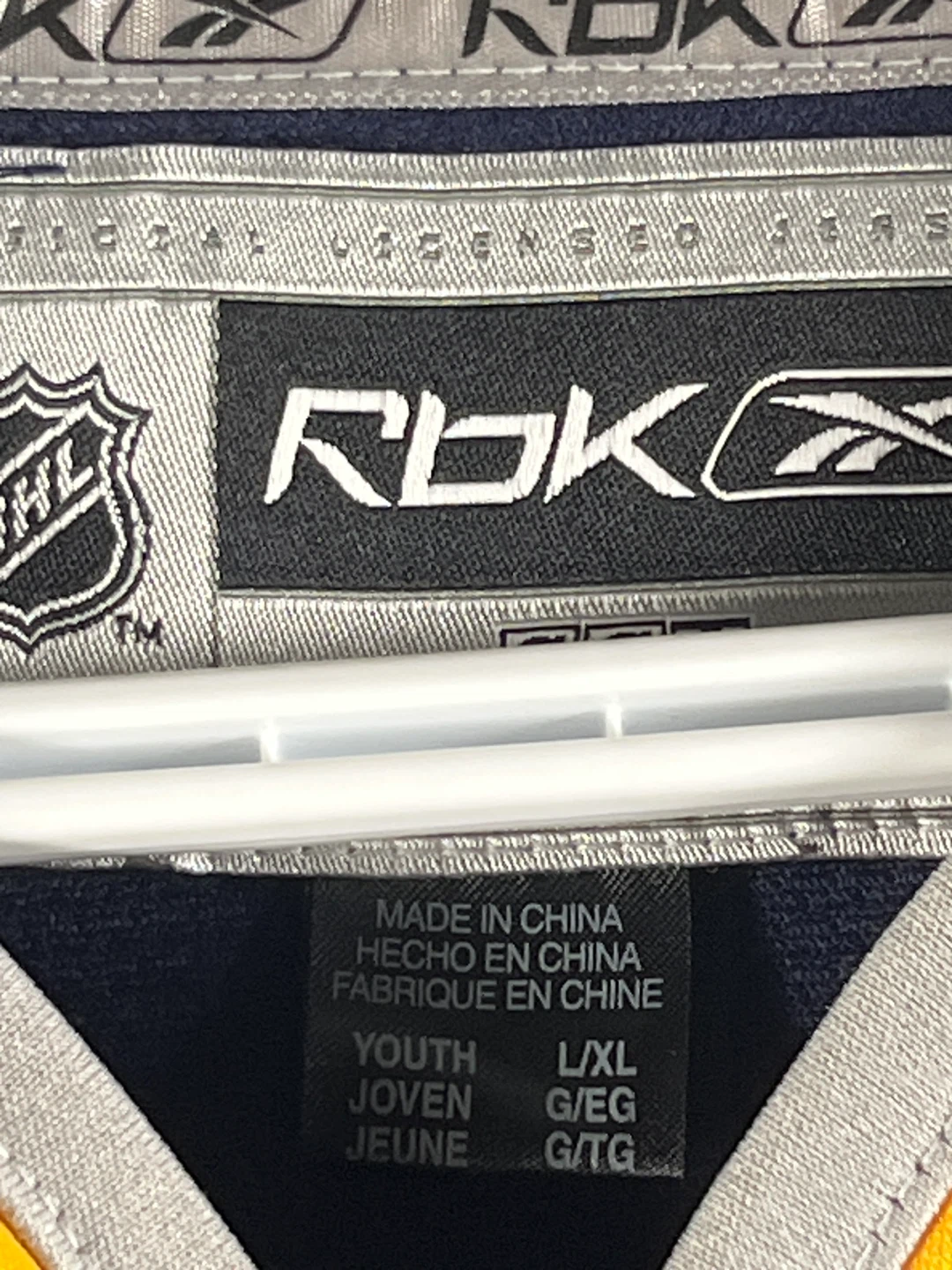 New Reebok Buffalo Sabres Youth Jersey - photo 5