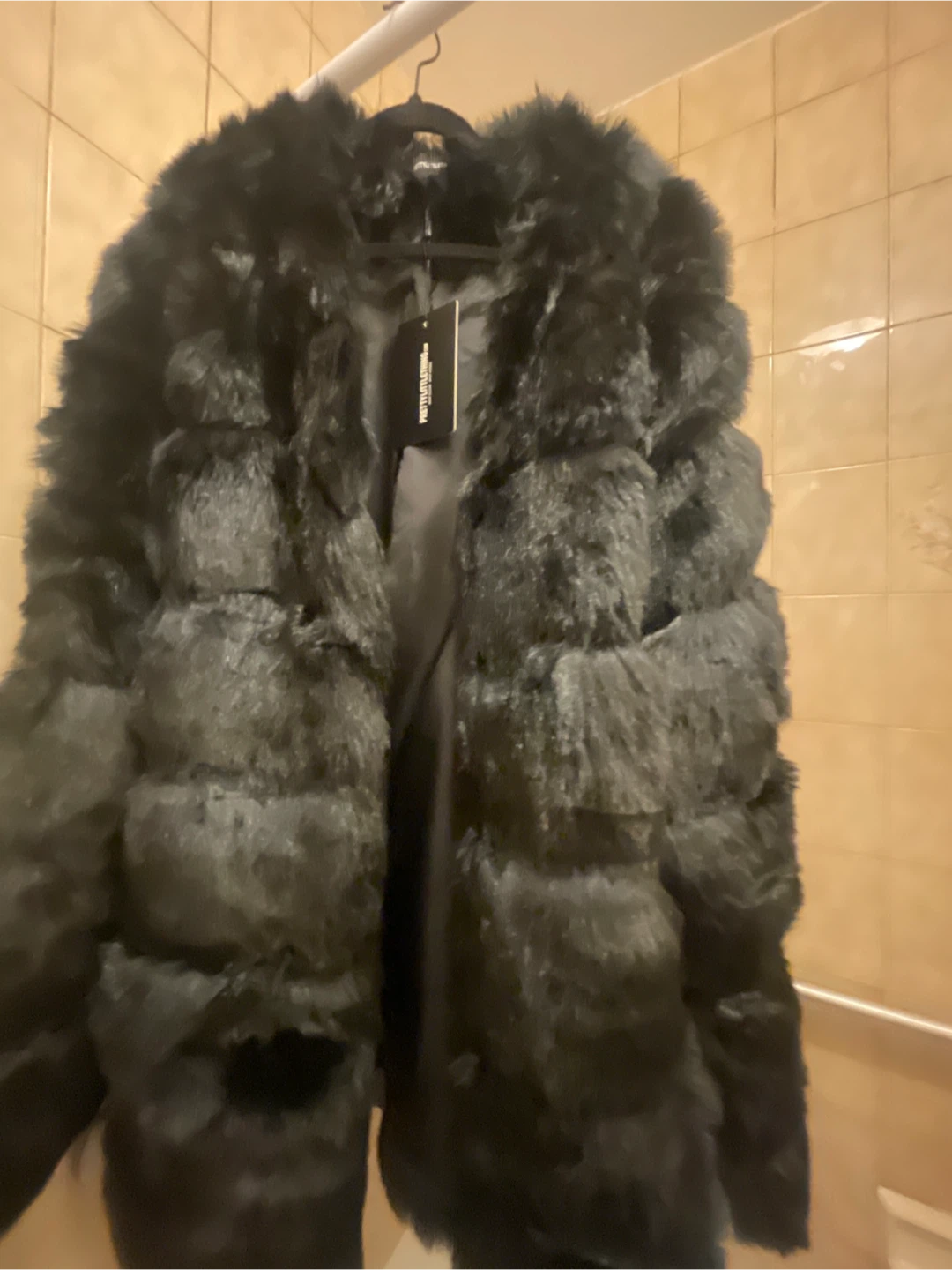 PrettyLittleThing Faux Fur Bubble Coat Black - photo 2