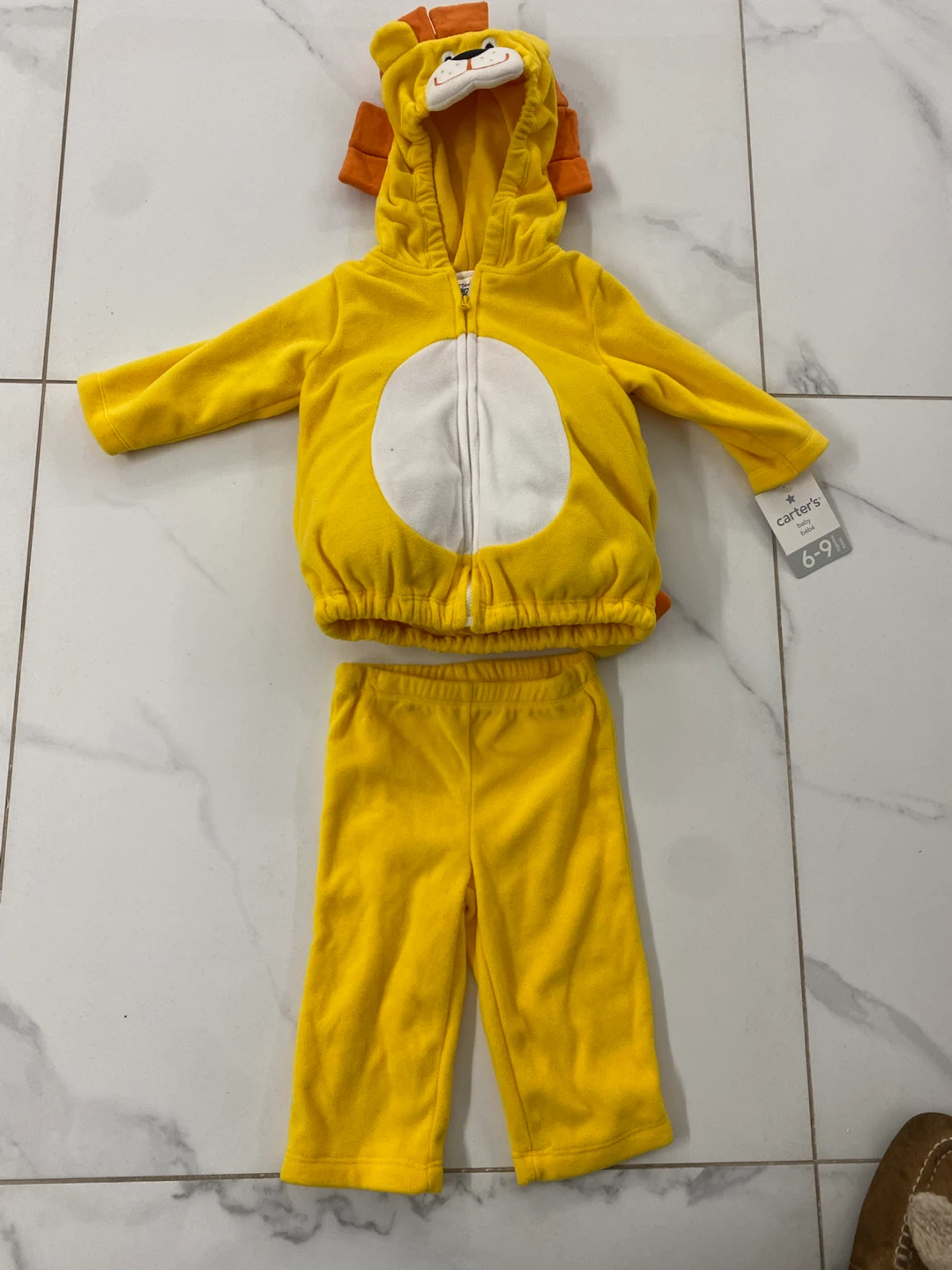 New Carter's Baby Lion Costume Set