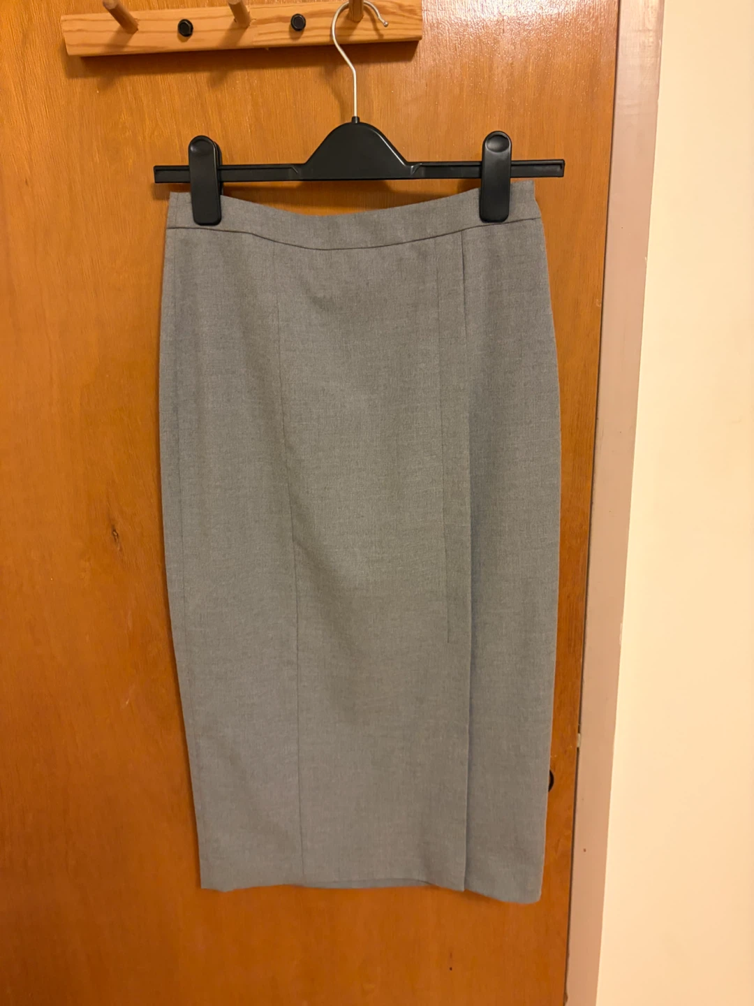 Banana Republic Grey Pencil Skirt (Size 0)