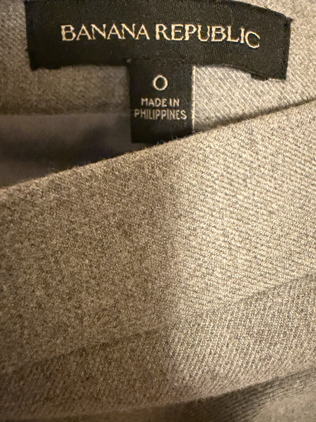 Banana Republic Grey Pencil Skirt (Size 0) - photo 3