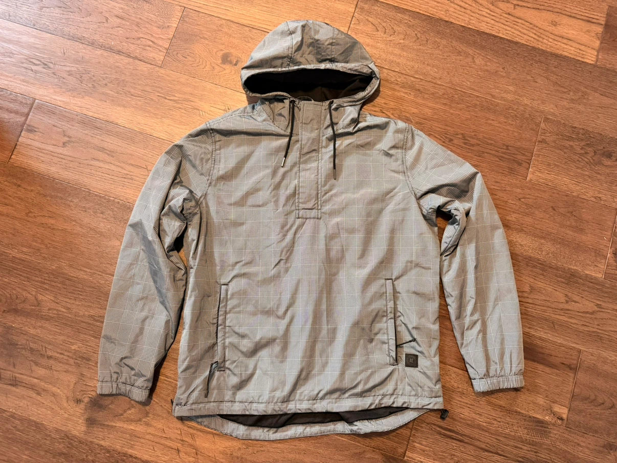 American Eagle Plaid Pullover Jacket (Men’s Large)