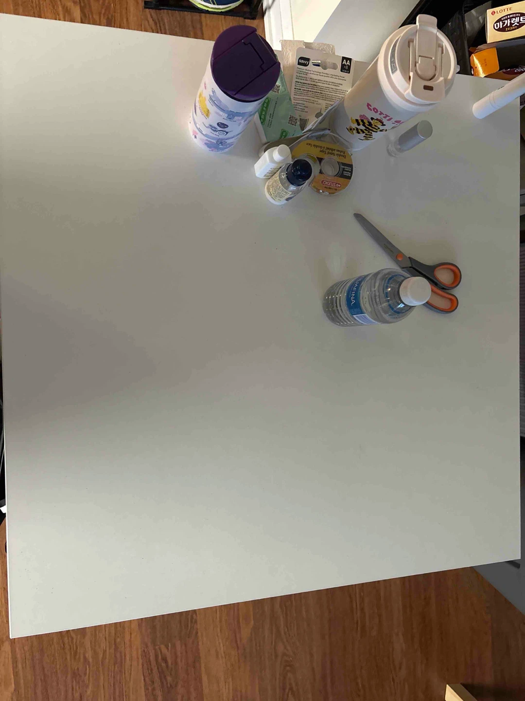 IKEA VIHALS white dining table - photo 2