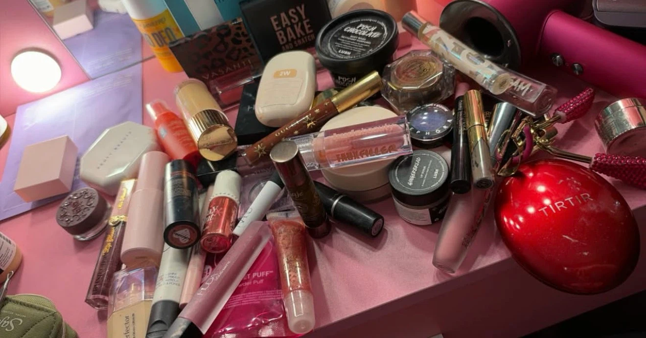 Makeup bundle