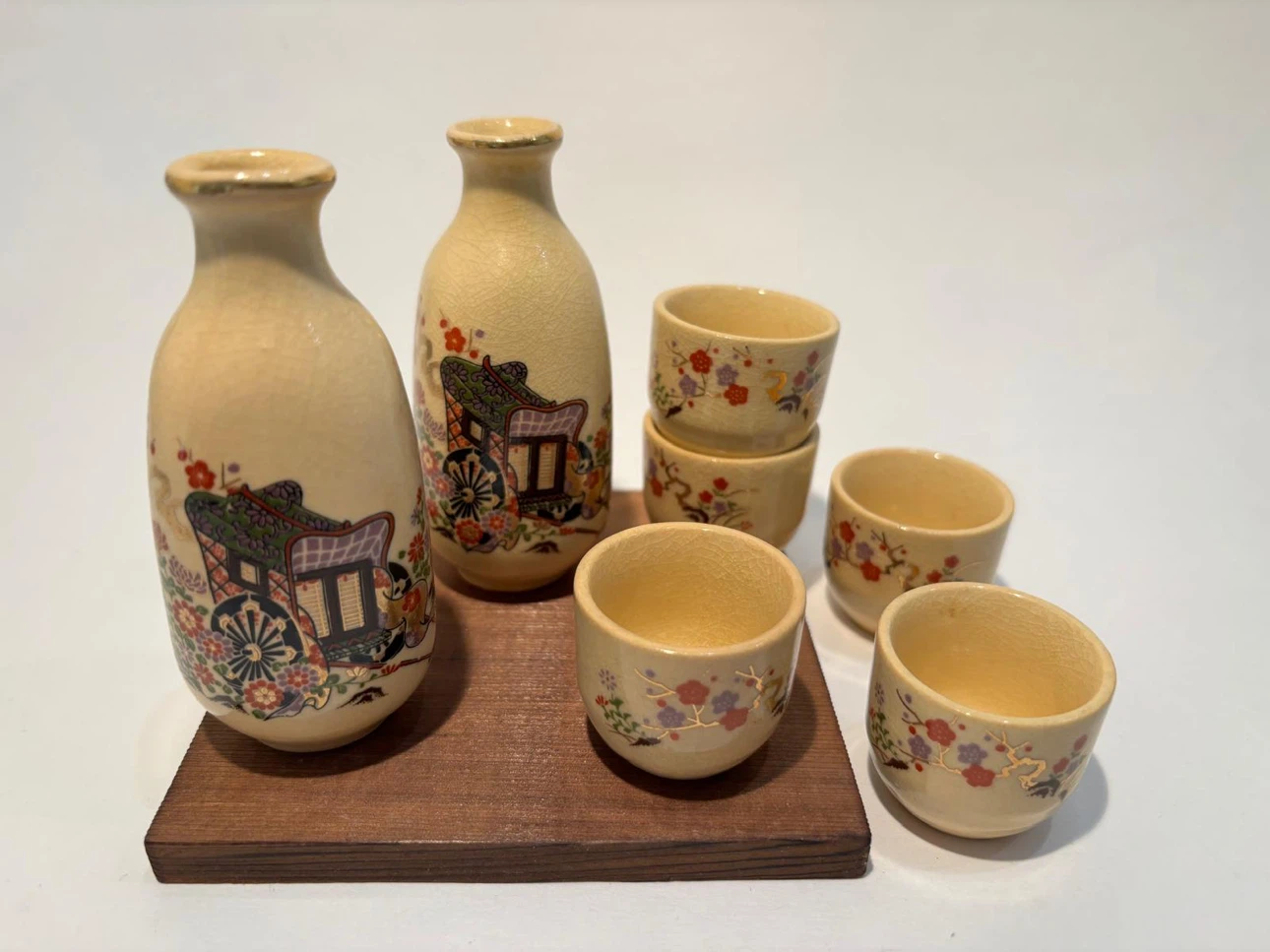 Miniature Japanese Sake Set - photo 2