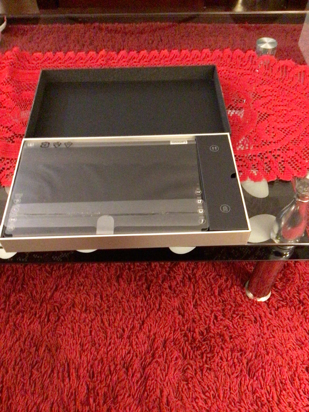 Lenovo Yoga Smart Tab with Google Assistant - photo 2