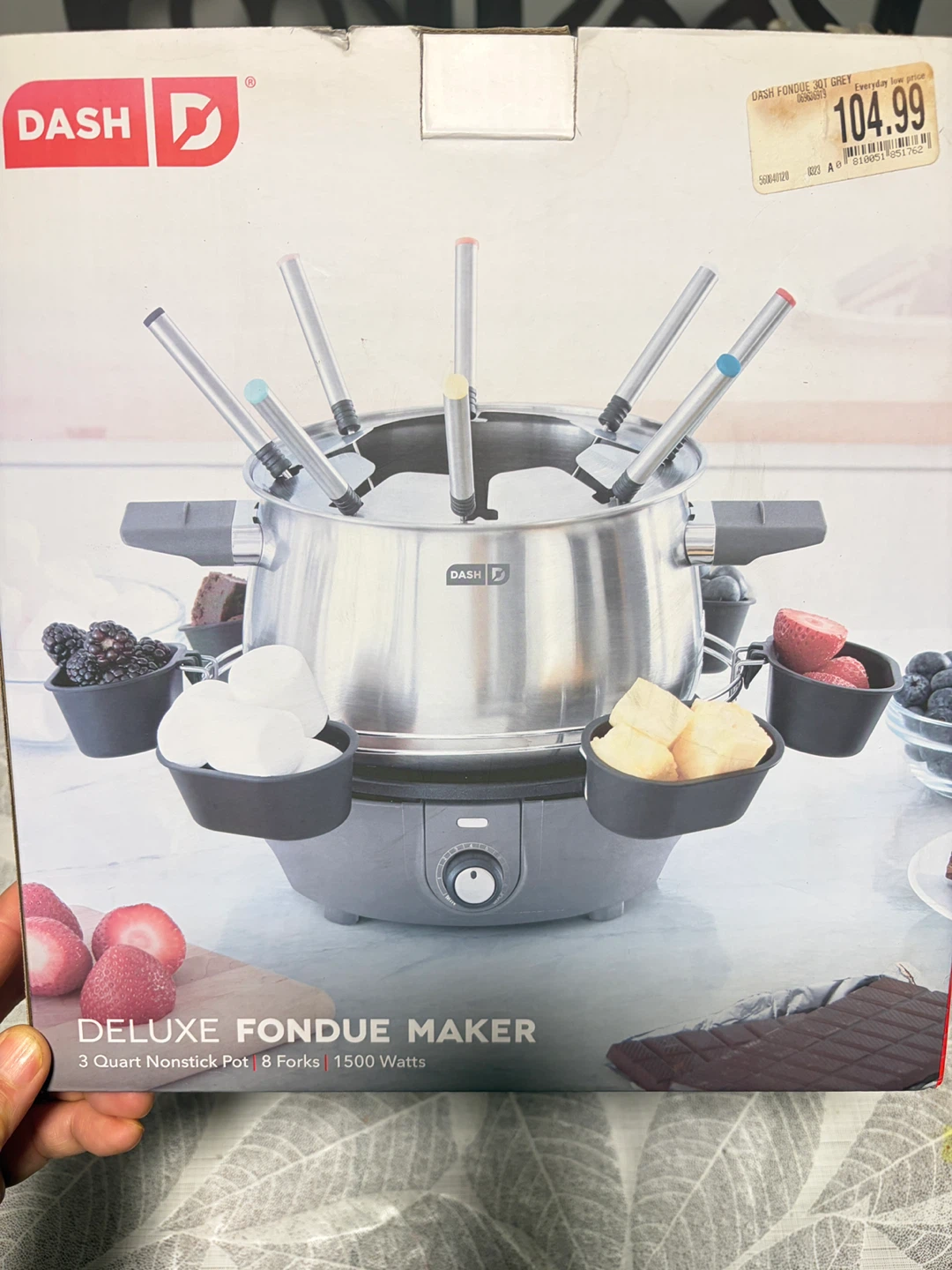 Dash Deluxe Fondue Maker