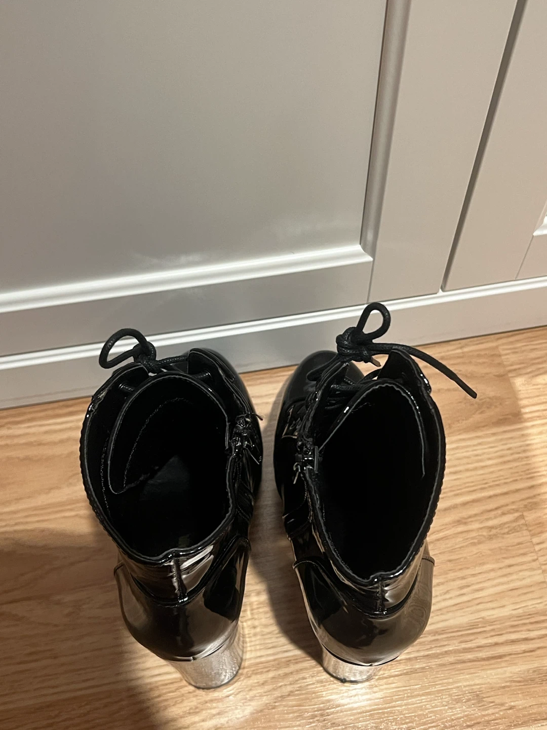 Black Patent Platform Lace-Up Boots - size 8.5 - photo 5