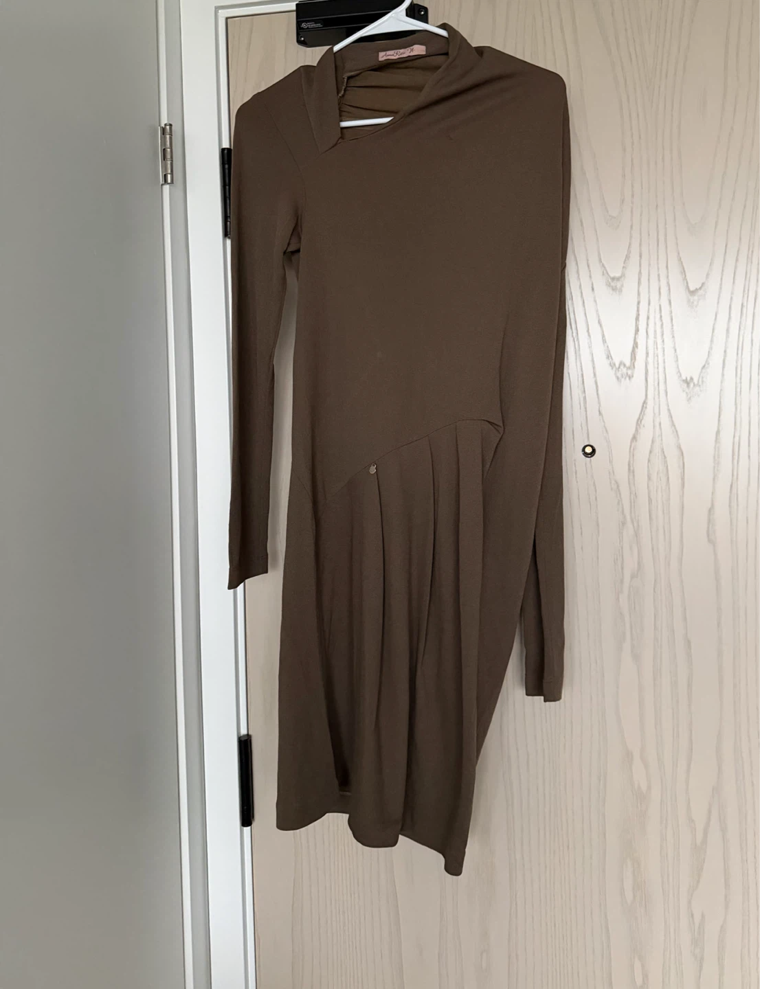 Anna Rose Brown Long Sleeve Dress