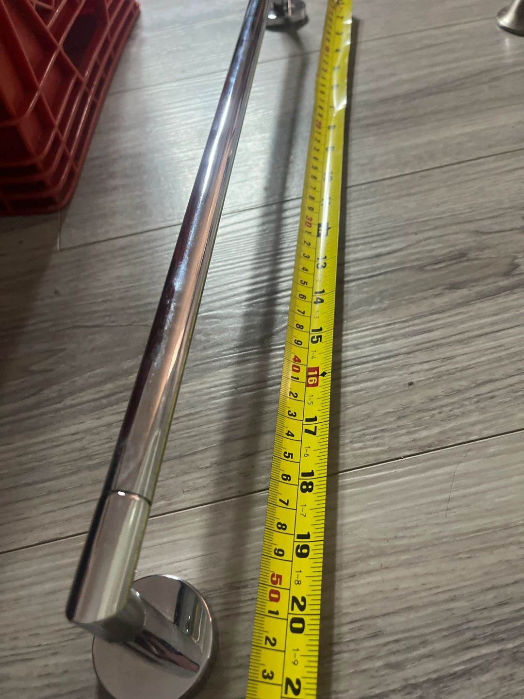 Chrome towel bar - photo 3