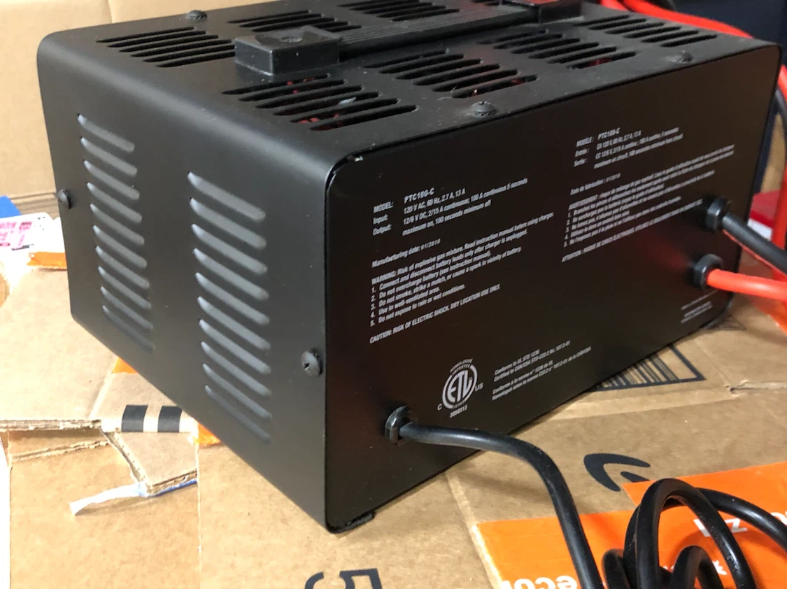 MotoMaster Battery Charger 100/15/2A - photo 3