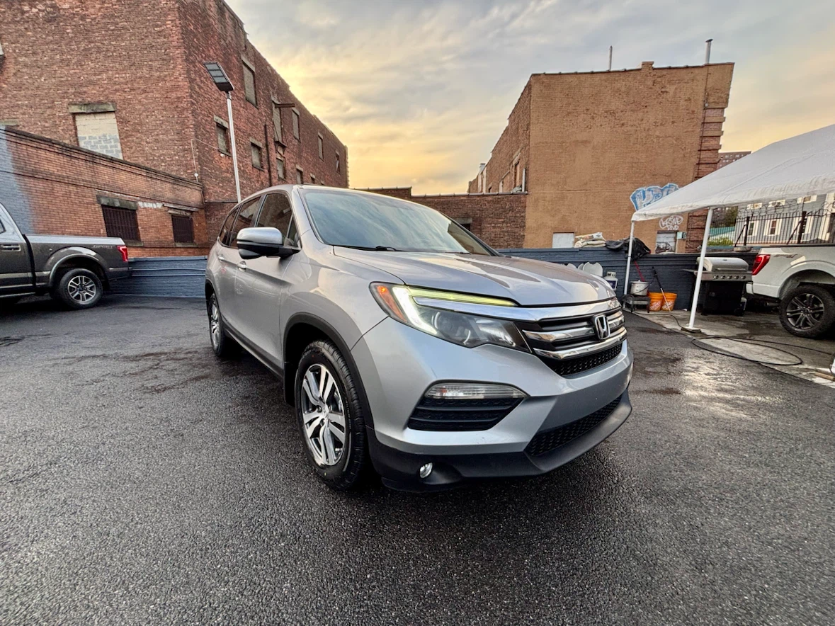 Silver Honda Pilot EX-L 2016 89k miles - photo 2