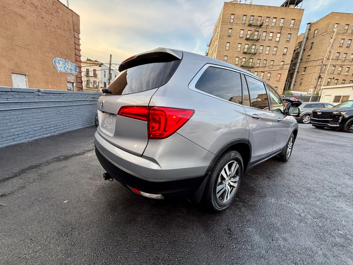 Silver Honda Pilot EX-L 2016 89k miles - photo 4