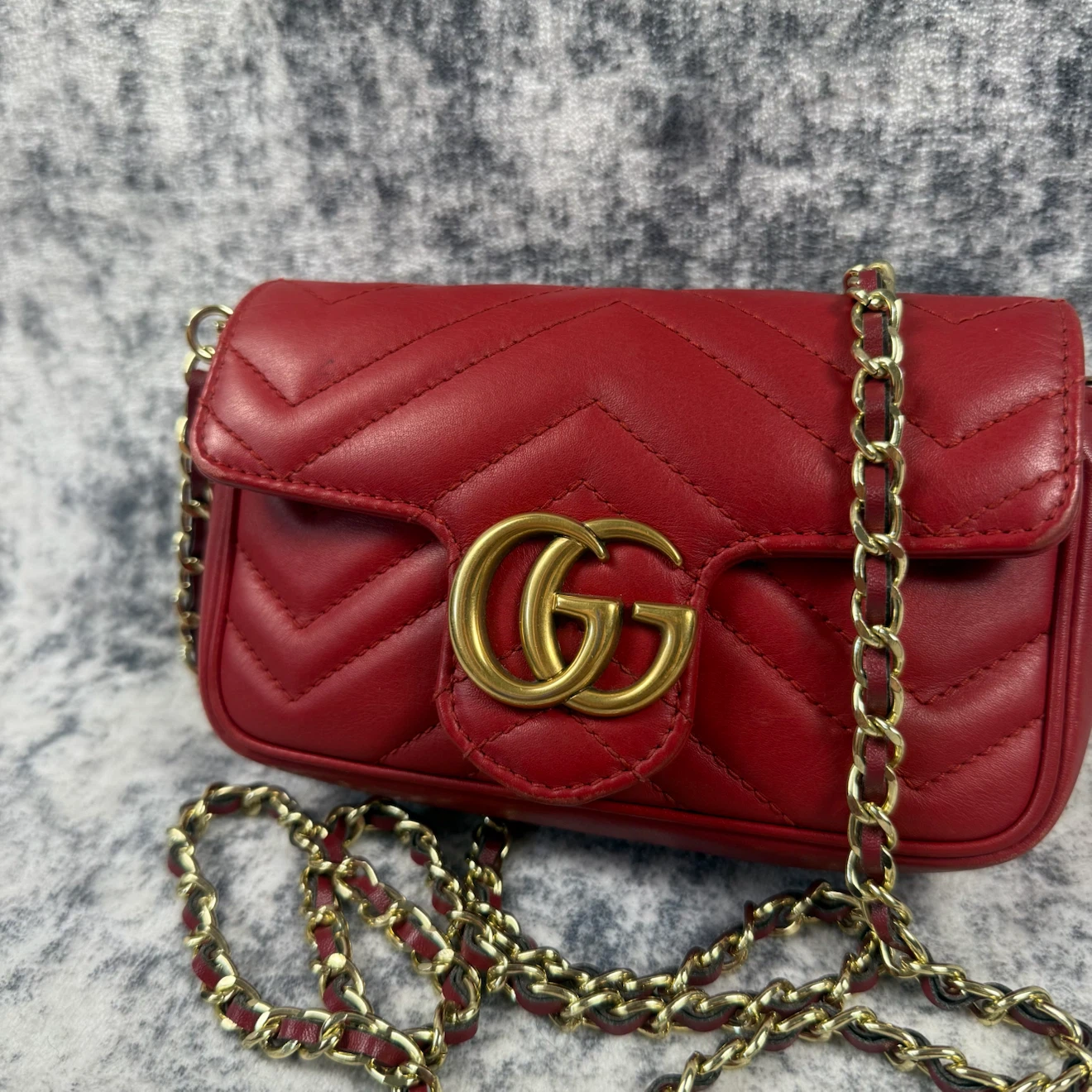 Gucci GG Marmont Red Matelassé Super Mini Bag - photo 2