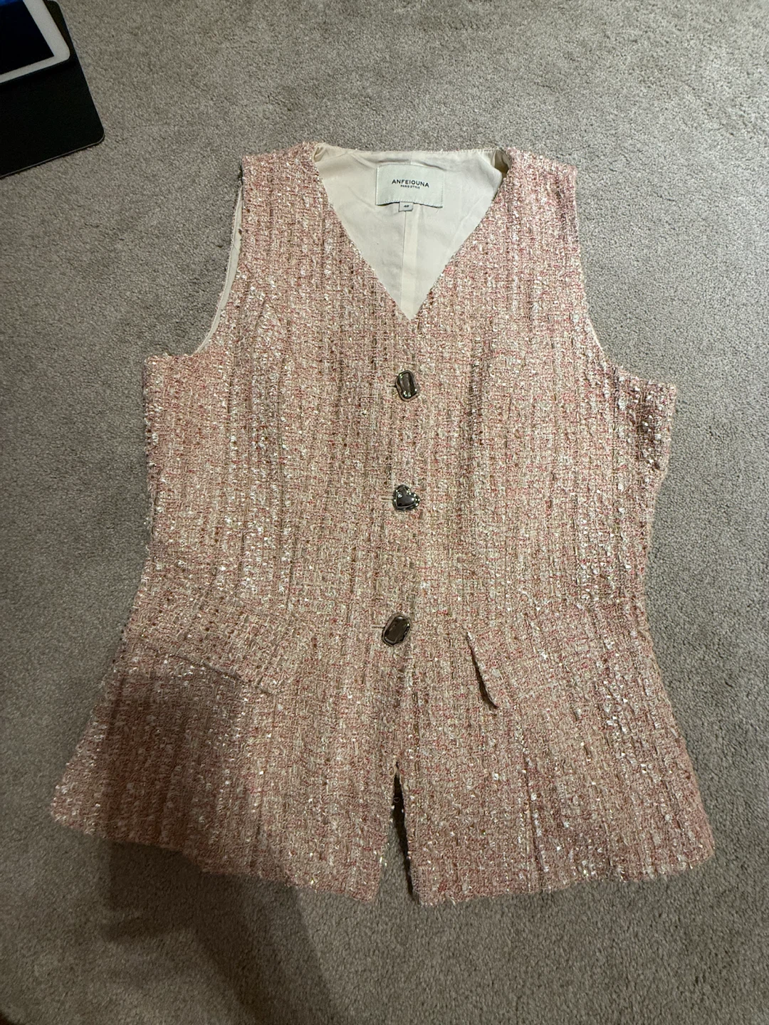 ANFEIOUNA Pink Tweed Vest Size 40
