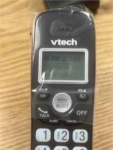 VTech VG104-11 DECT 6.0 Cordless Phone with Answering Machine - photo 4