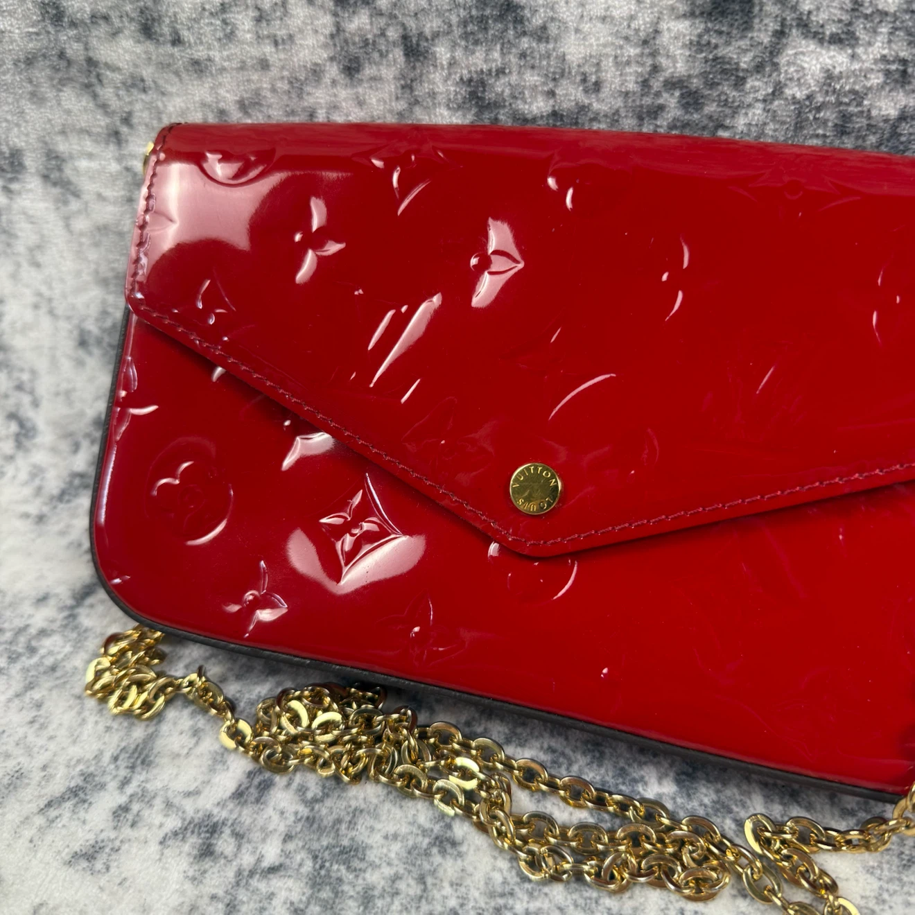 Louis Vuitton Monogram Vernis Pochette Félicie Red Bag - photo 3
