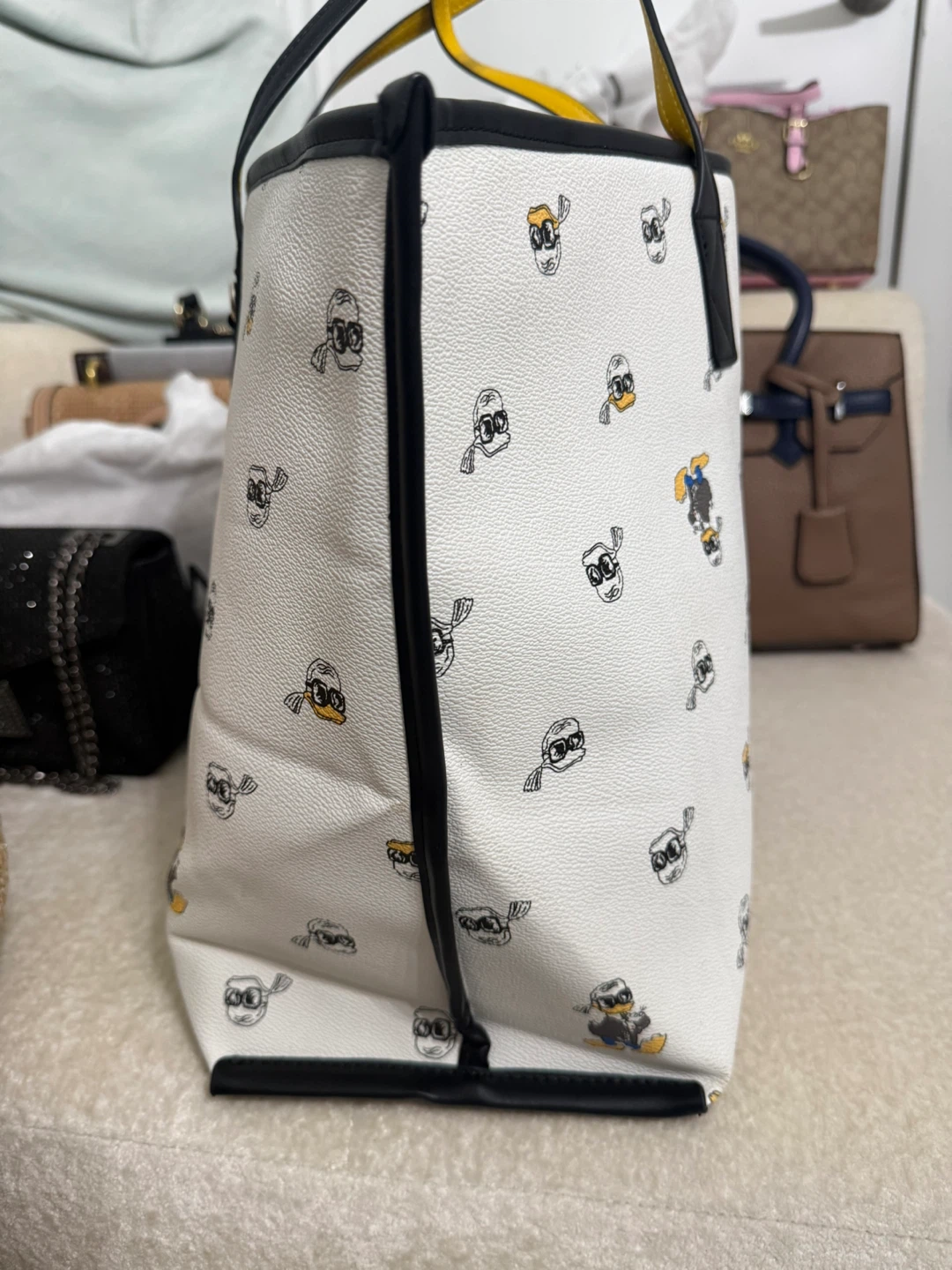 Karl Lagerfeld x Disney Tote Bag. Large - photo 2