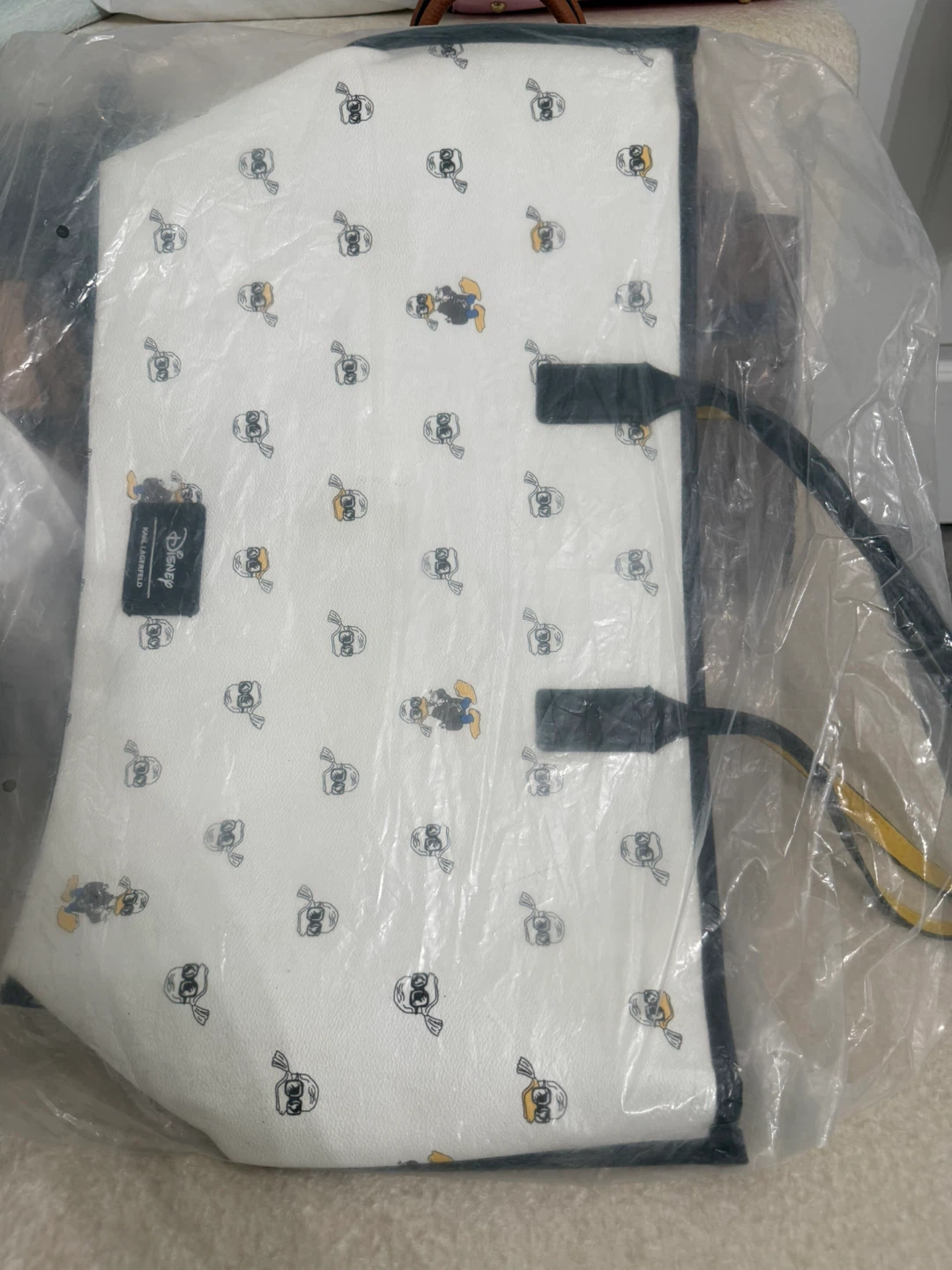 Karl Lagerfeld x Disney Tote Bag. Large - photo 5