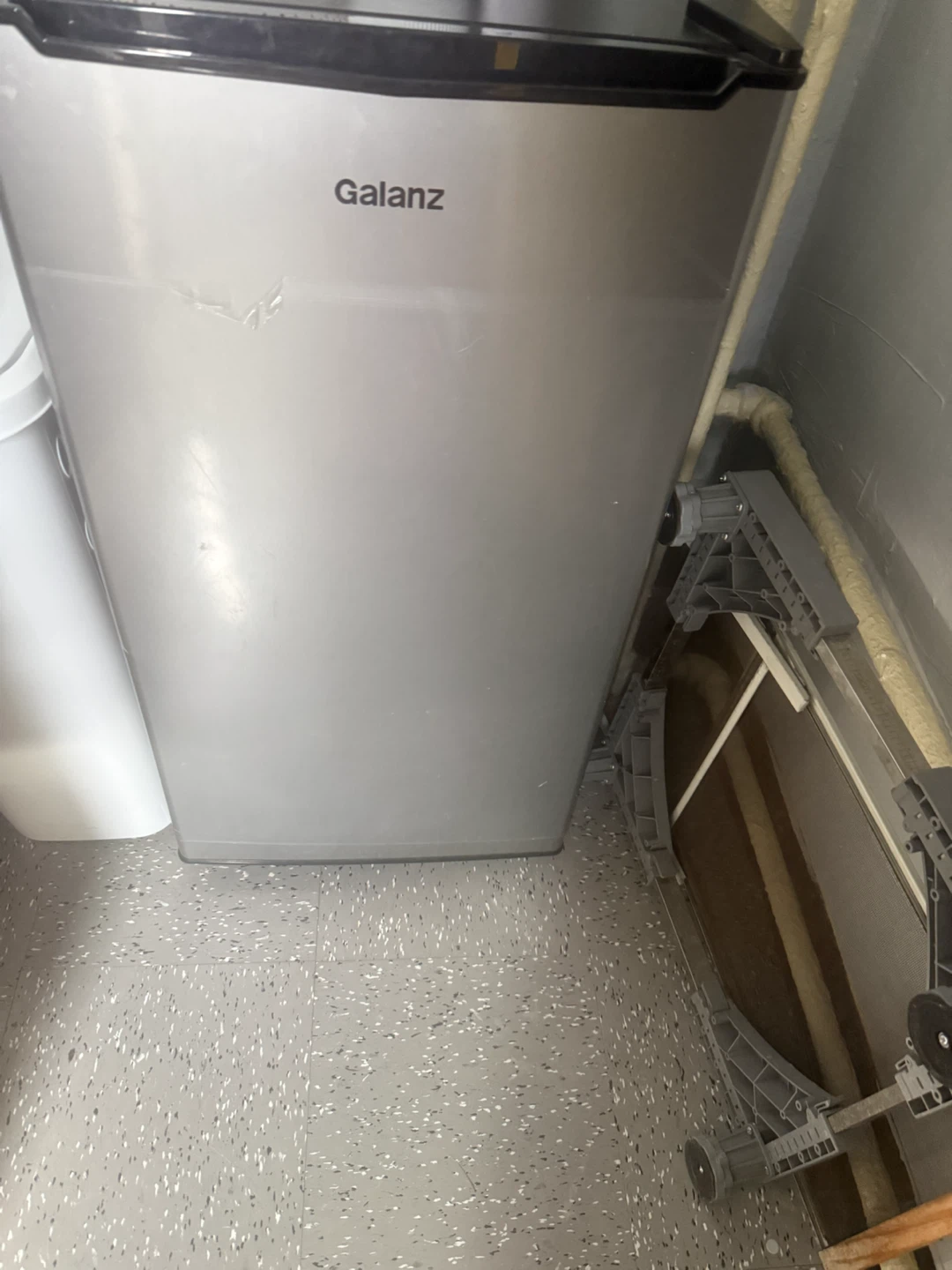 Galanz Mini Refrigerator