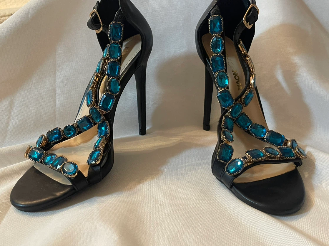 Fashion Nova Blue Rhinestone Heels