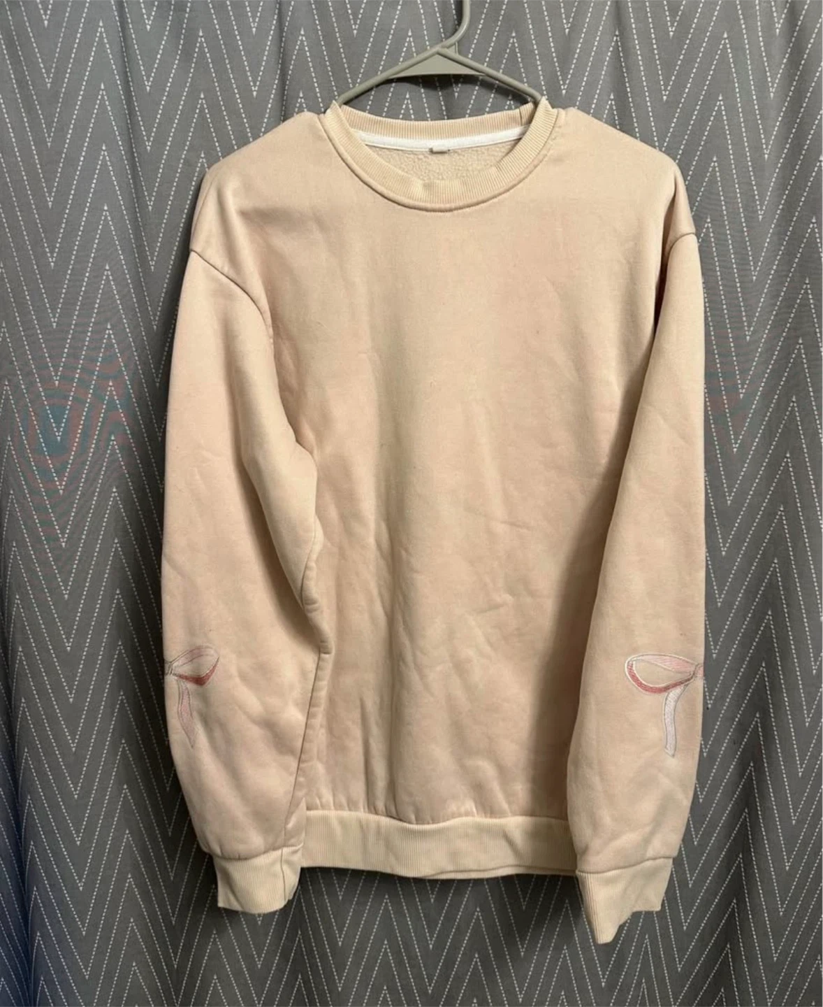 Edikted Pink Bow Graphic Sweatshirt - photo 3