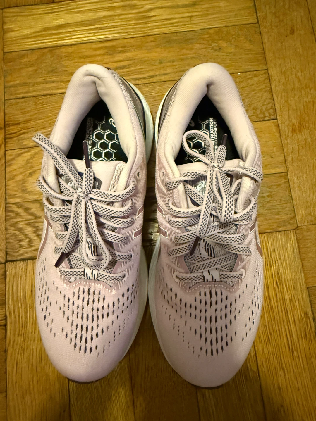W size US 6 1/2 ASICS Gel-Kayano 28 Running Shoes - photo 5