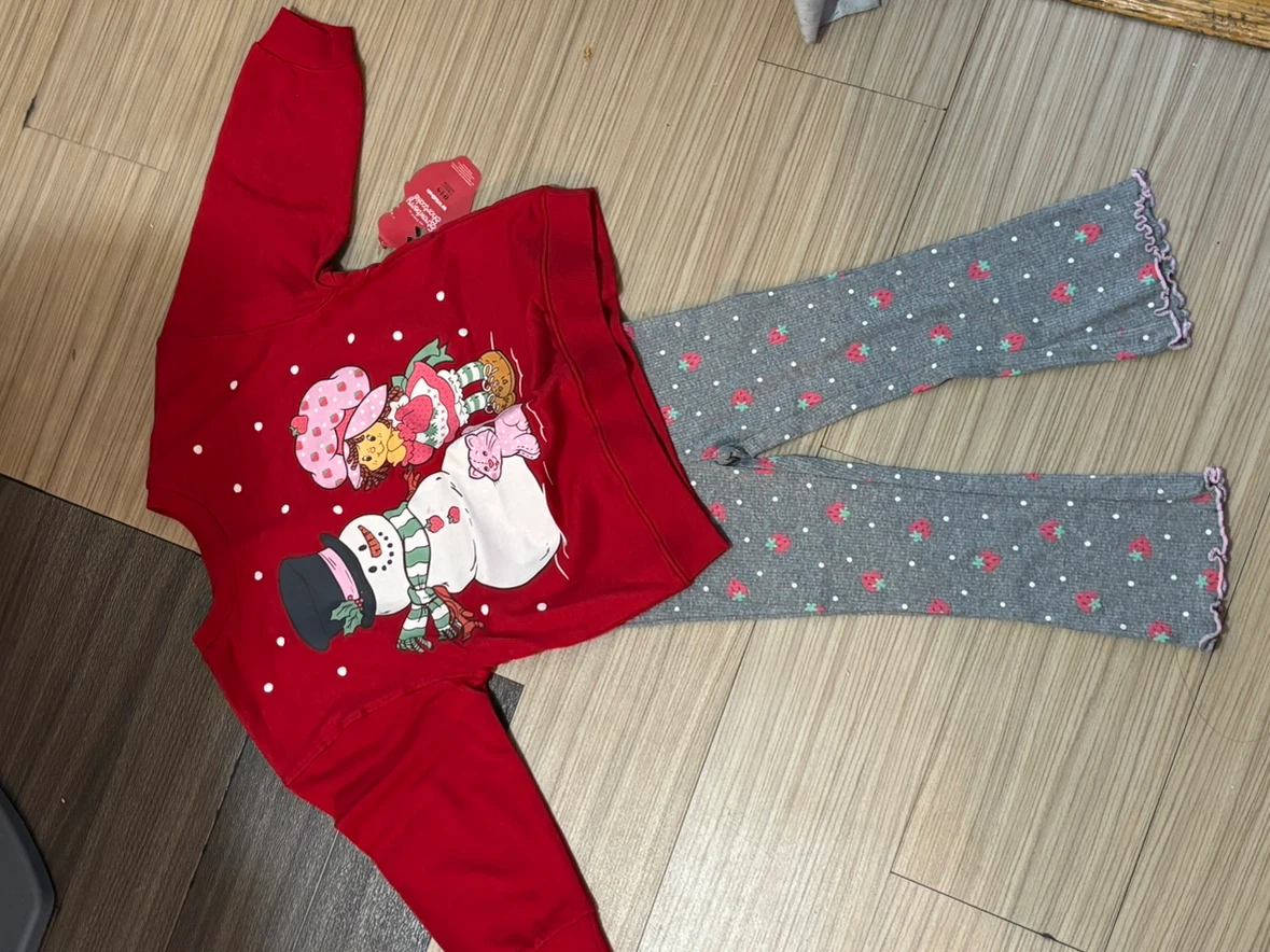 Strawberry Shortcake Holiday Outfit Set - photo 3