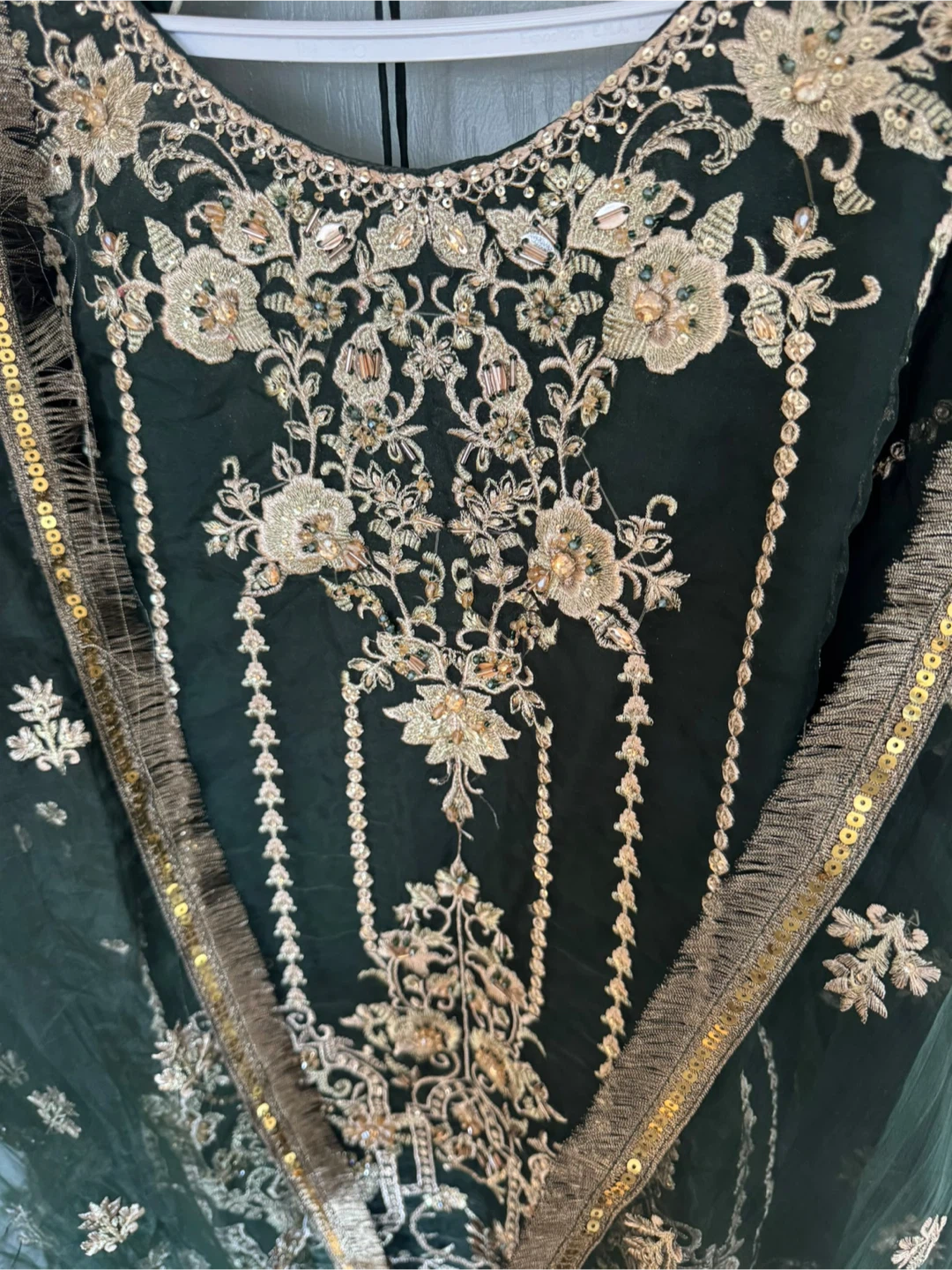Dark Green Embroidered Pakistani Suit - photo 2