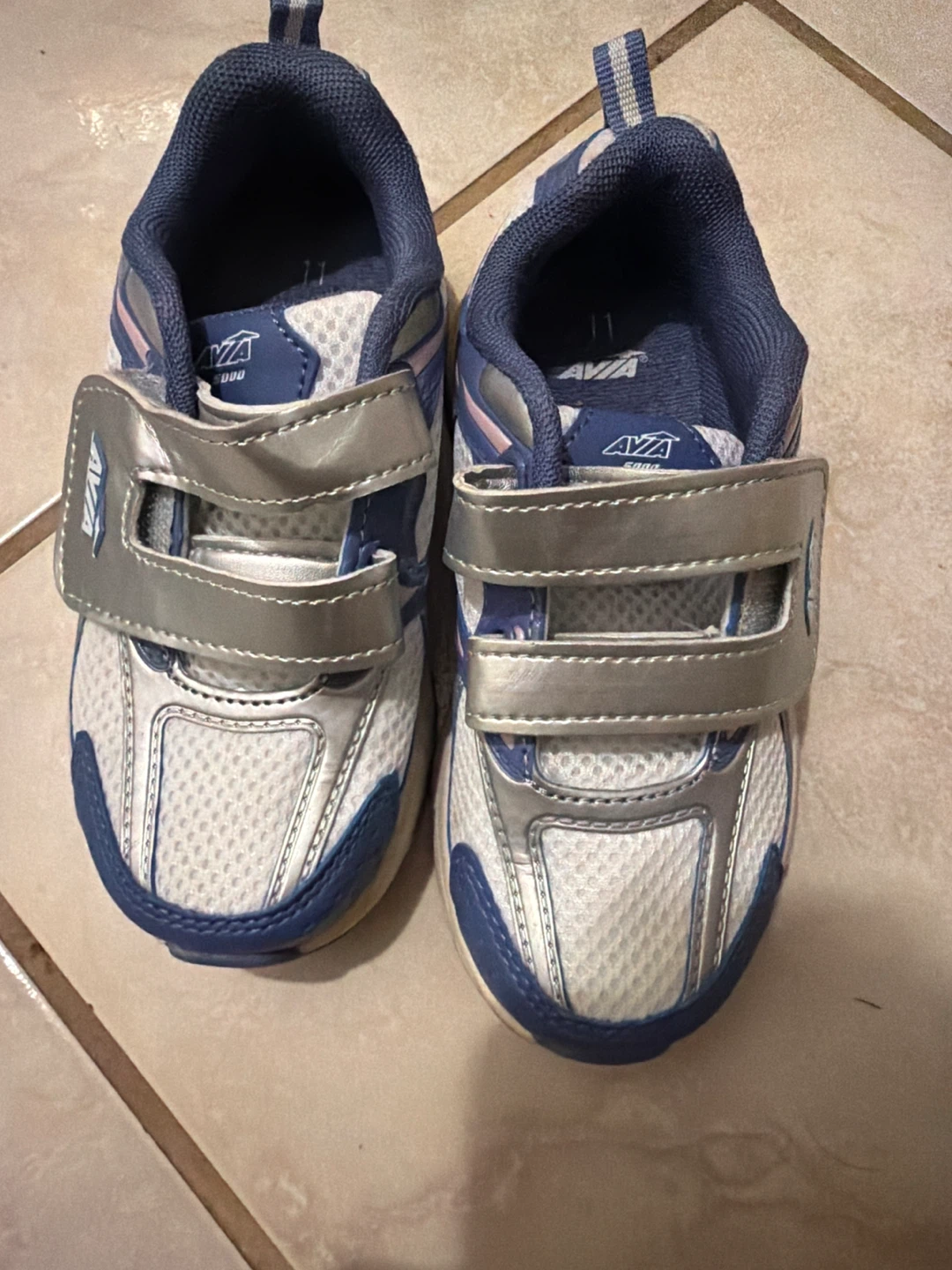 Avia 5000 Sneakers Size 11