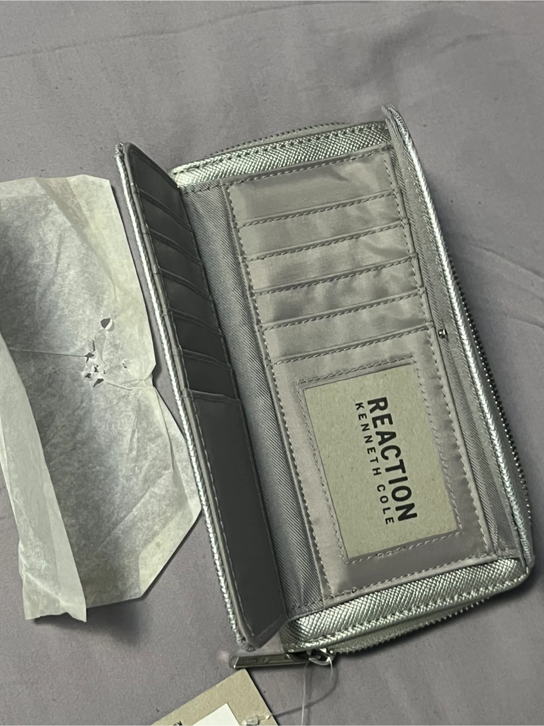 Kenneth Cole Reaction Silver Nicole Wallet - photo 3