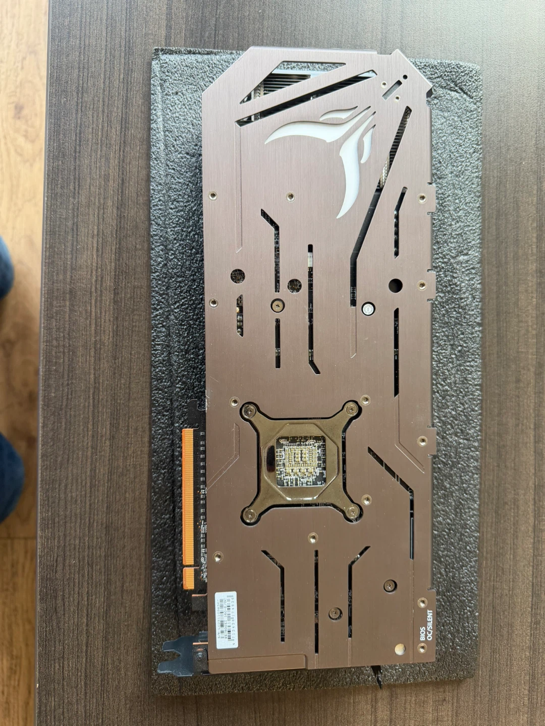 PowerColor RX 7800 XT Hellhound - photo 2