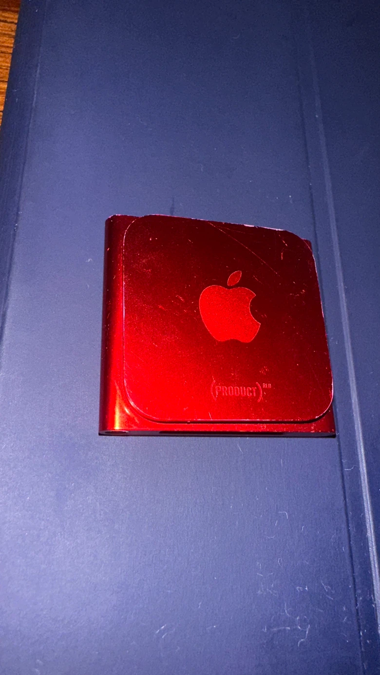 Apple iPod Nano (PRODUCT)RED