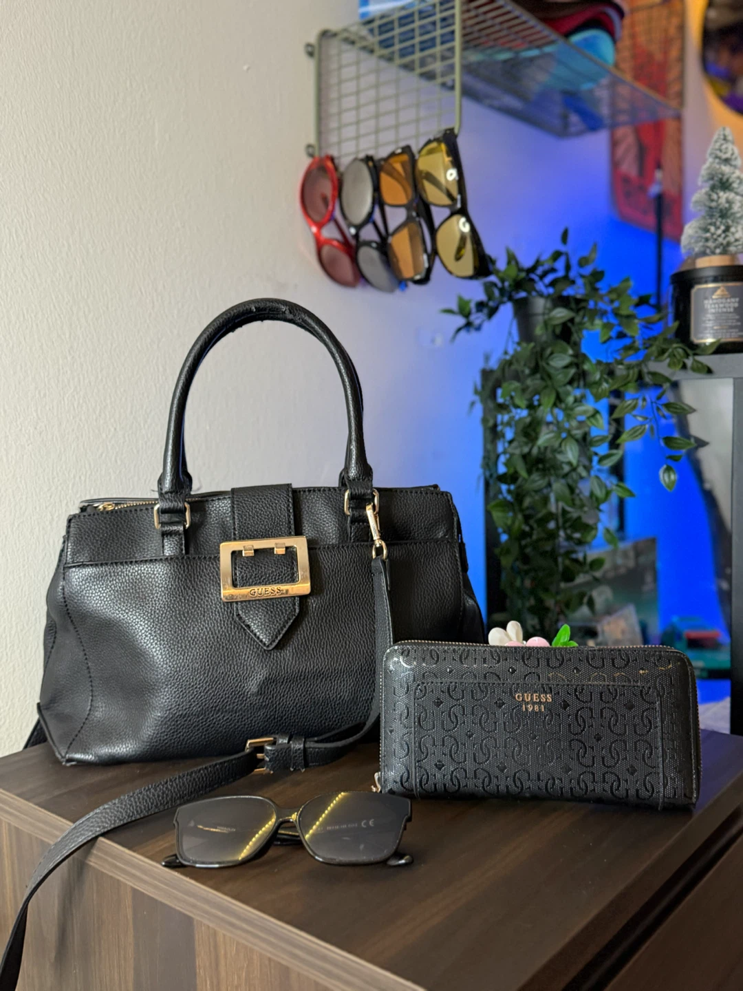 Guess Handbag and Wallet Set
