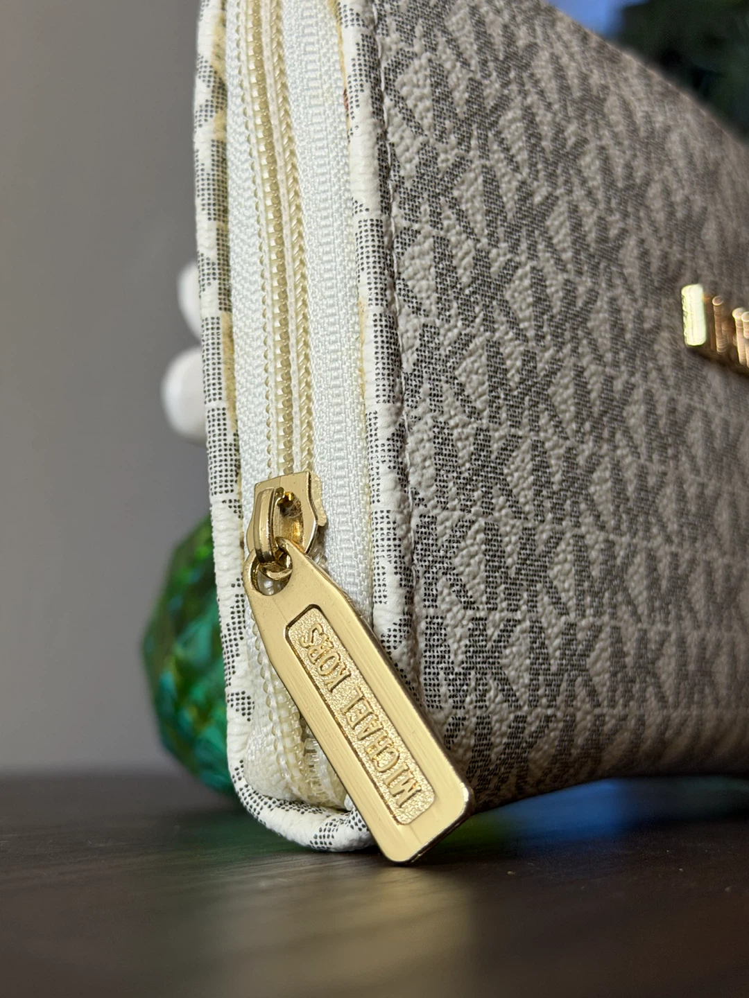 Michael Kors Signature Logo Zip Wallet - photo 2