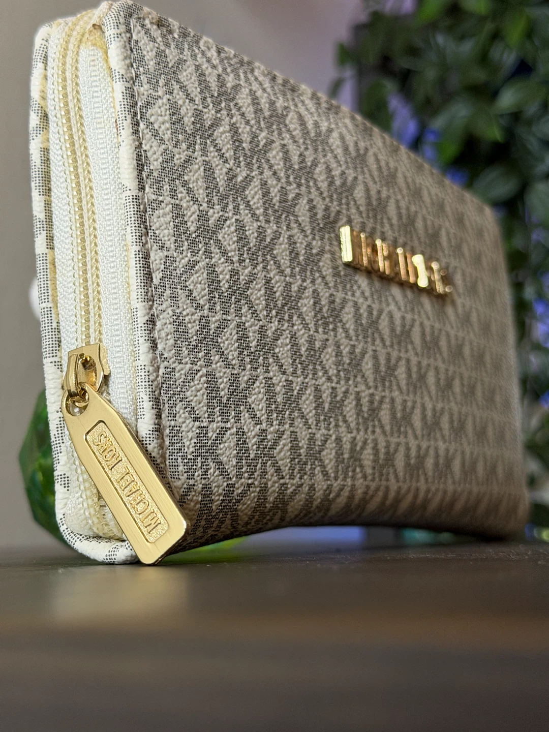 Michael Kors Signature Logo Zip Wallet - photo 3