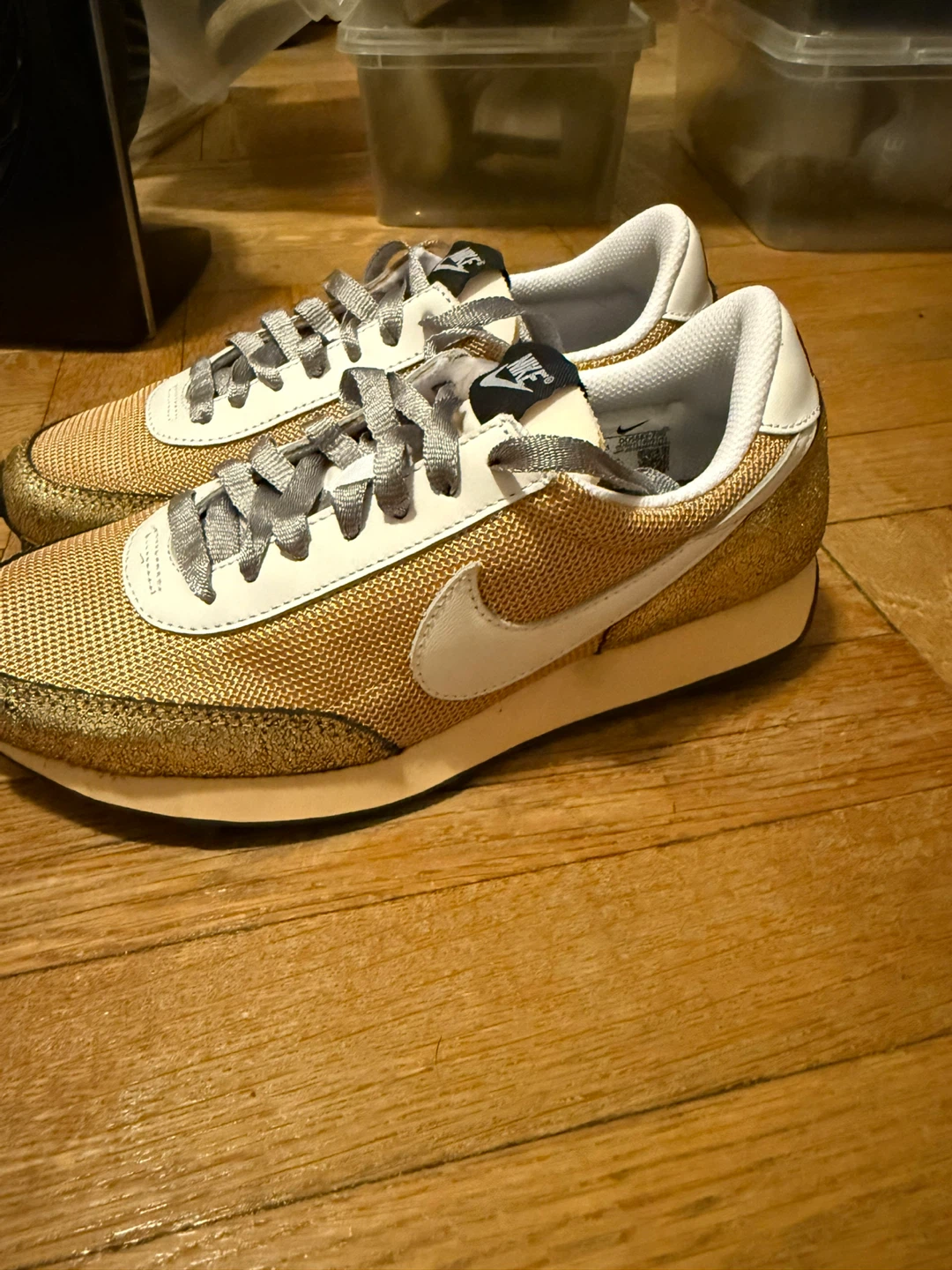 W size US 6 Nike Wmns Daybreak 'Golden Gals' - photo 3