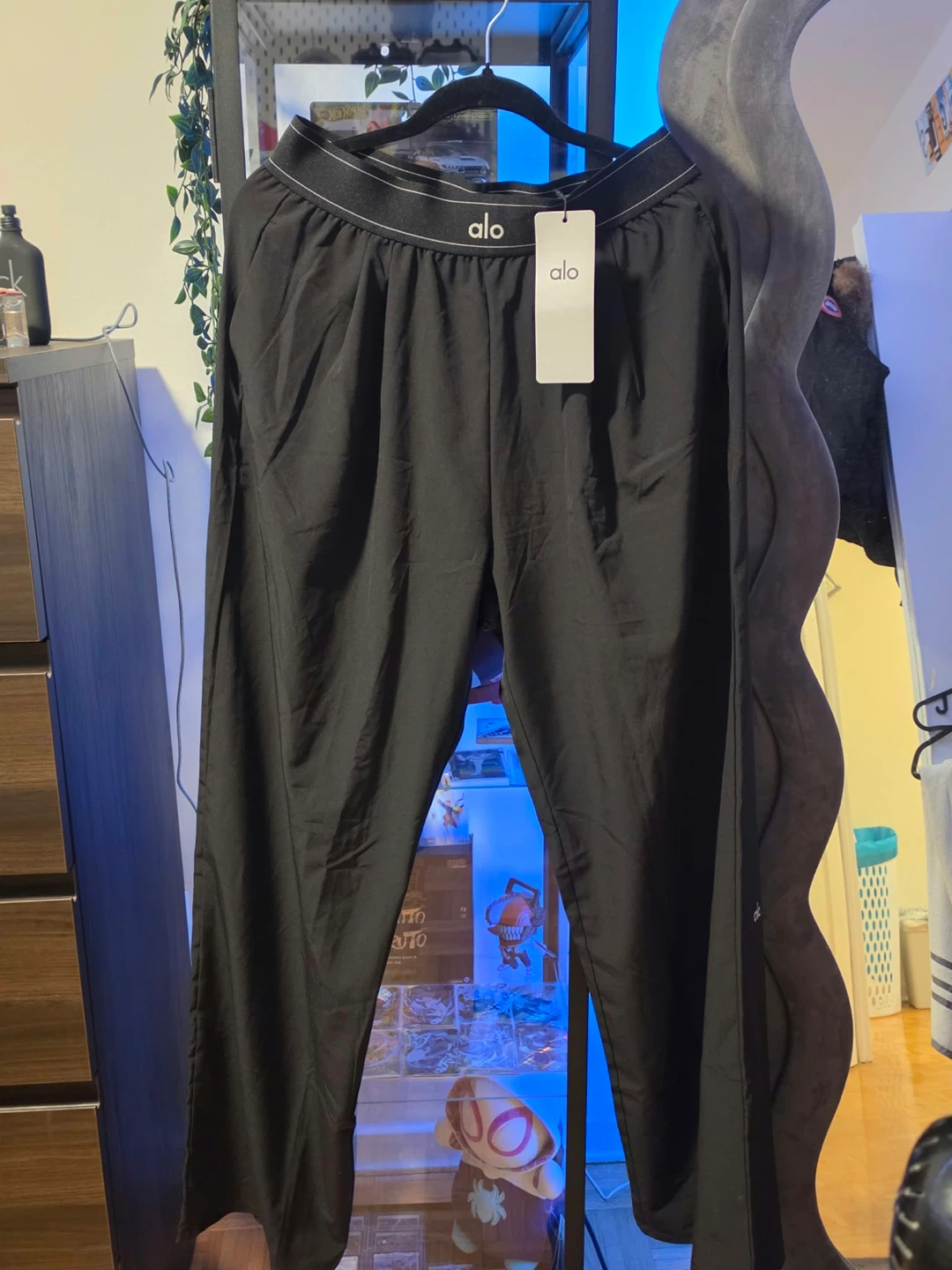 New Alo Yoga Pants - photo 2
