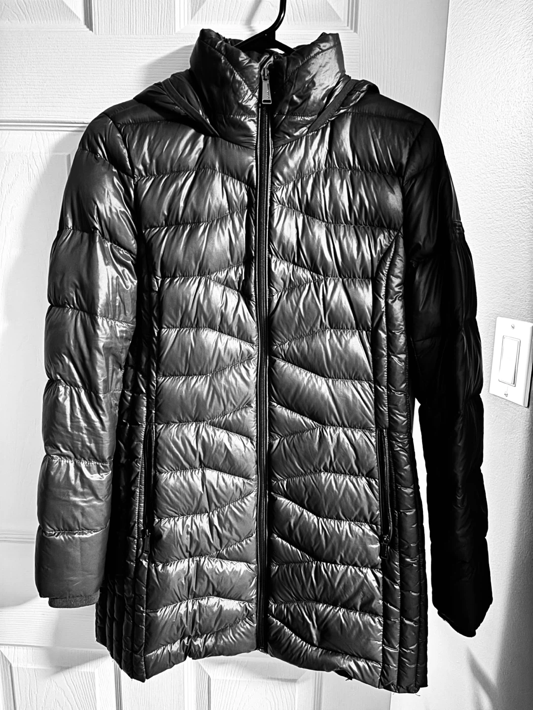 BCBGeneration Ultra Light Weight Packable Down Jacket - Black