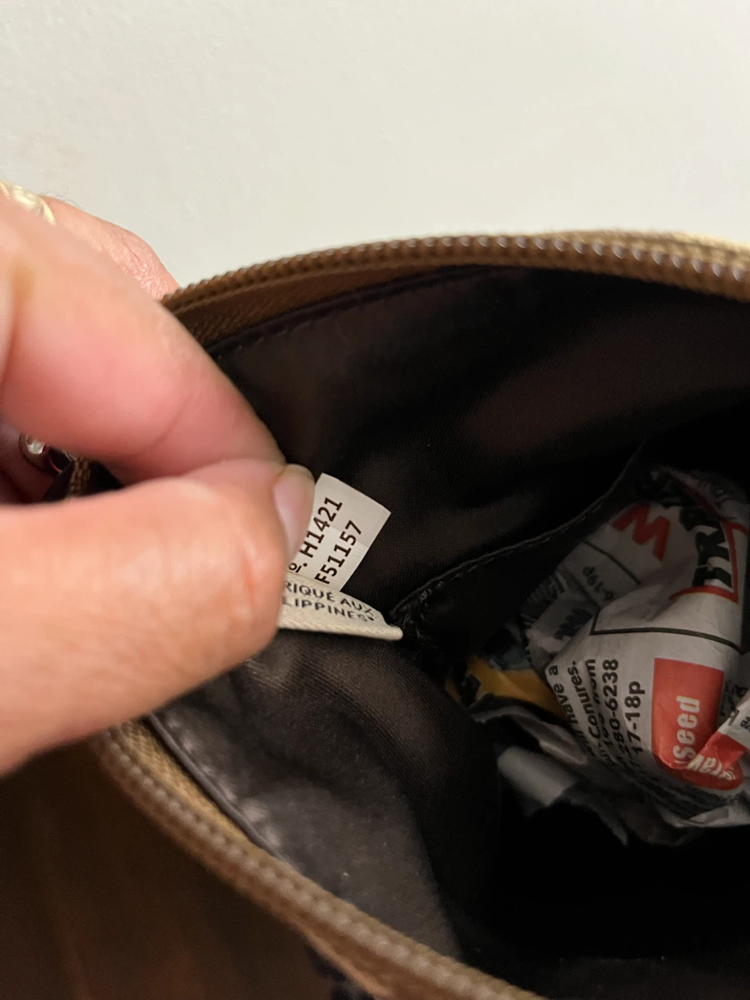 Coach Signature Canvas Crossbody Bag - photo 4