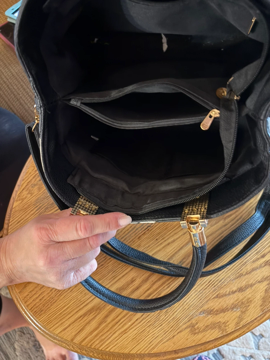 A beautiful handbag - photo 4