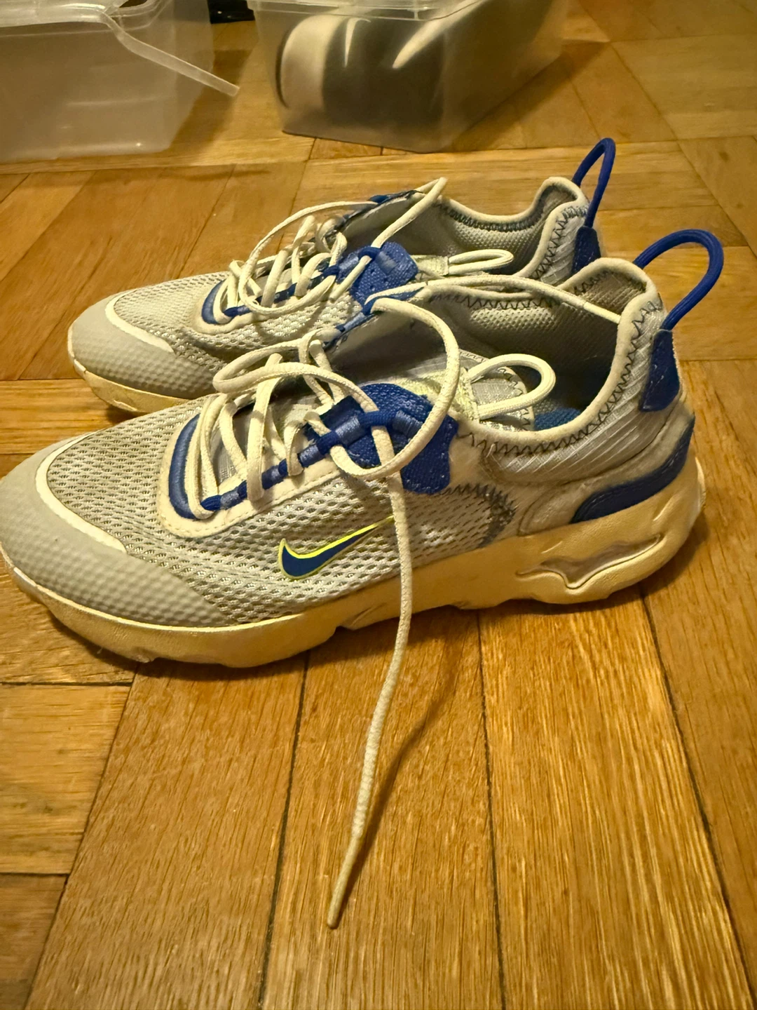 Size 4.5Y Nike Sneakers - photo 5