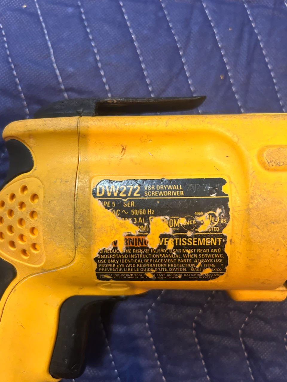 DeWalt DW272 Drywall Screwdriver - photo 2