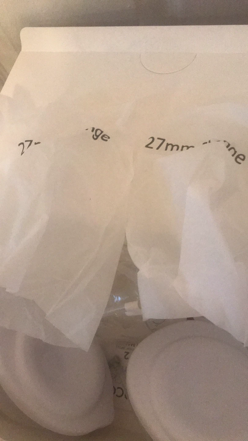 Momcozy V2 Breast Pump - photo 2