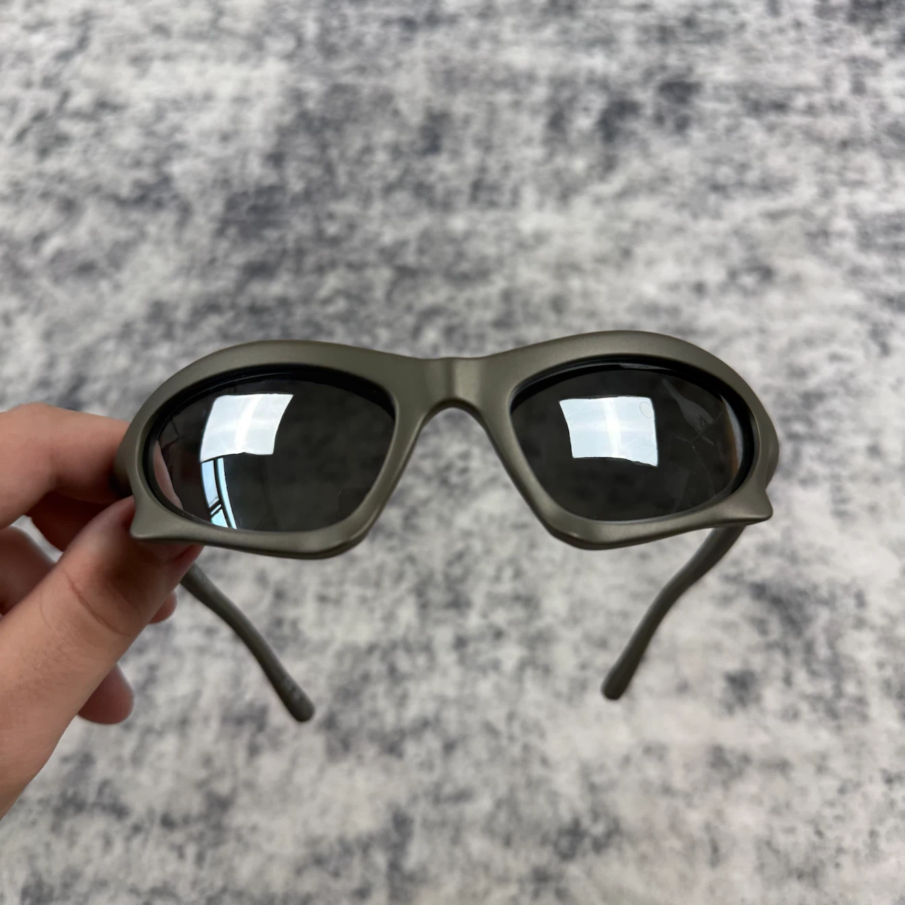 Balenciaga Bat Rectangle ‘Gunmetal/Silver’ Sunglasses - photo 5