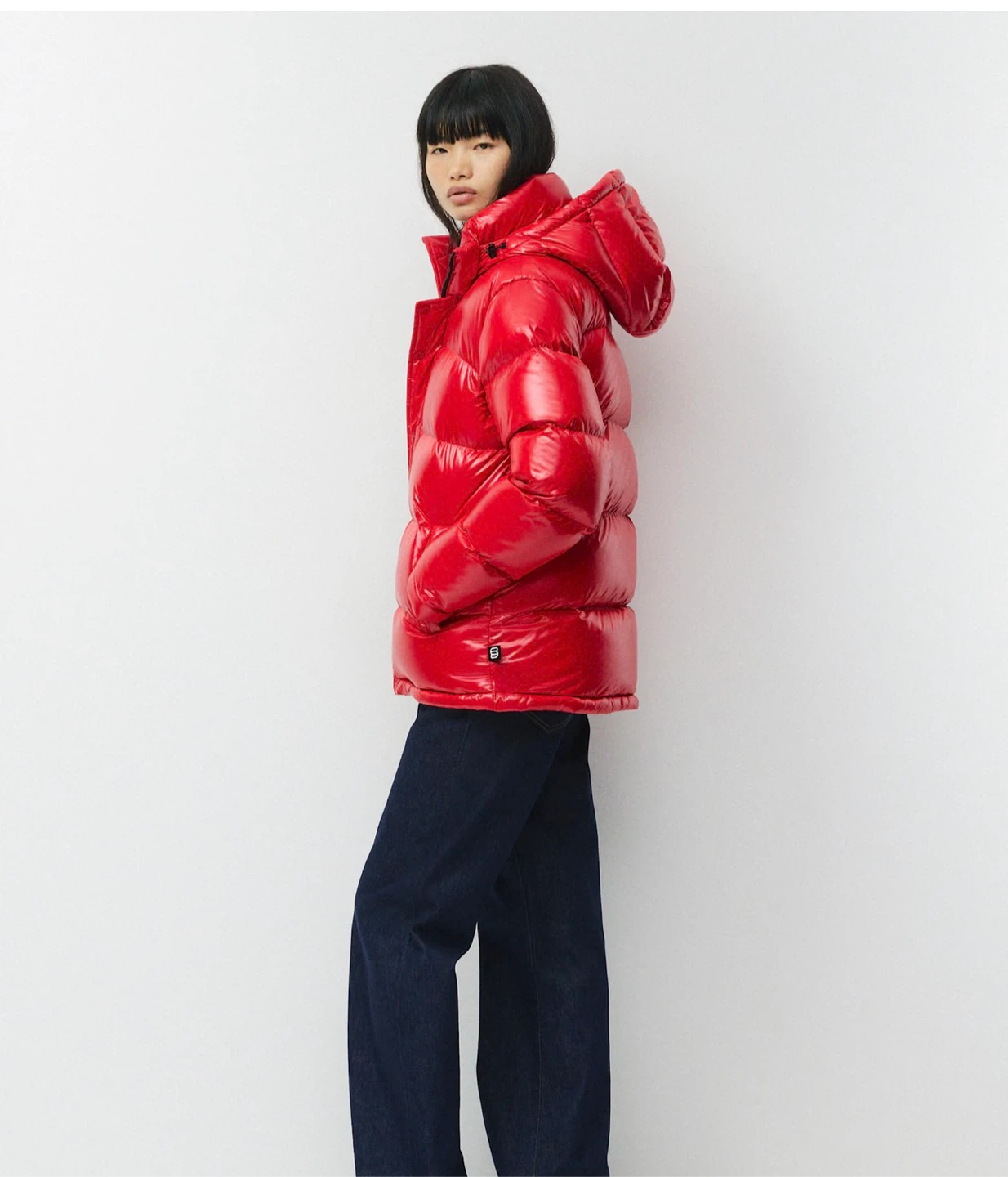 Aritzia Super Puff Gloss Red size Large