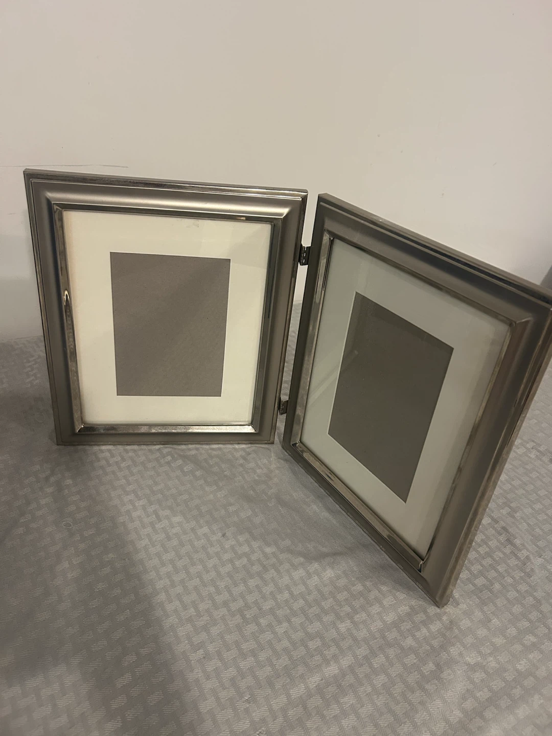 Hinged Double Photo Frame Silver