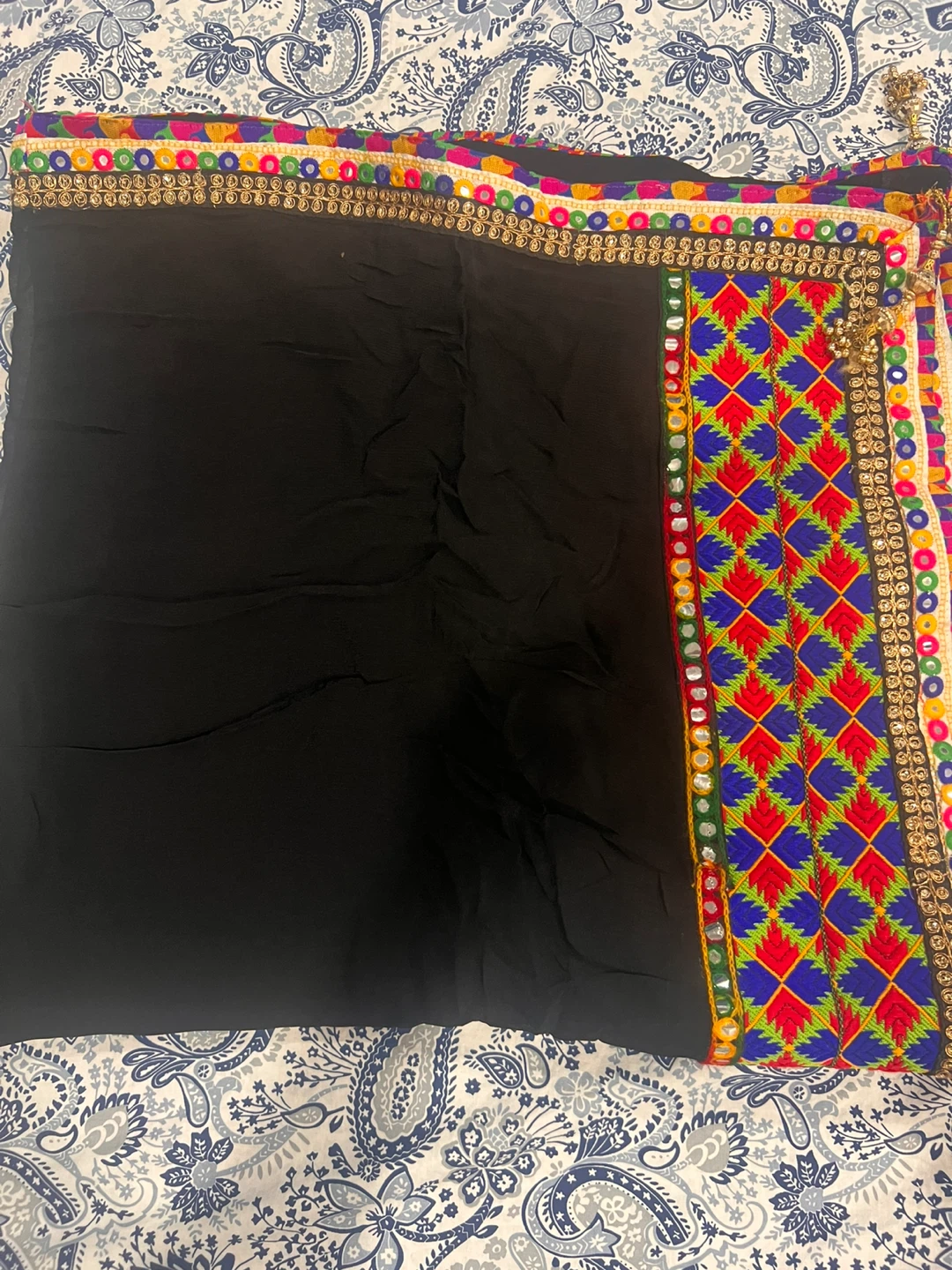 Black Embroidered Traditional Dupatta - photo 4