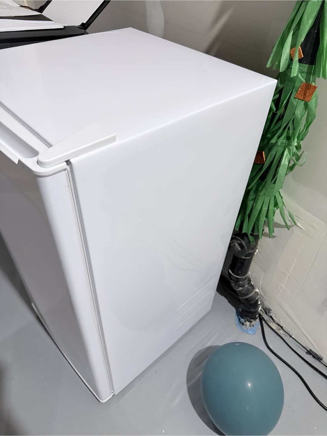 Hamilton Beach Compact Refrigerator